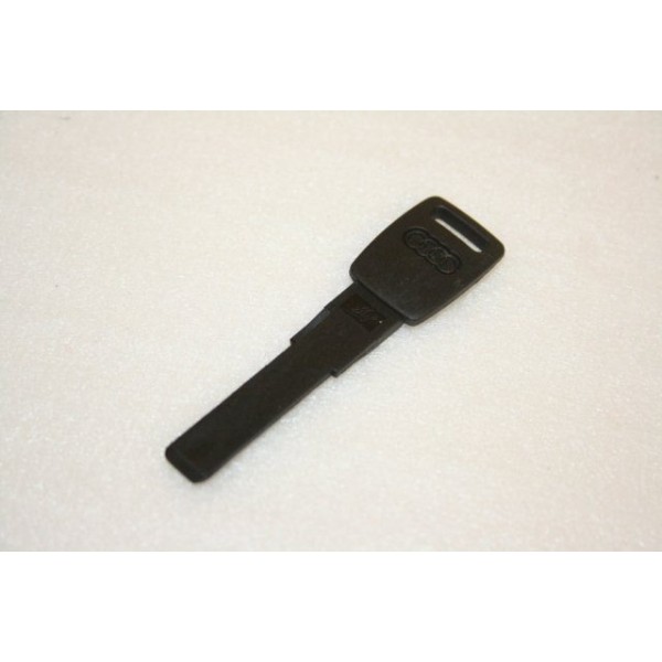 Πλαστικό κλειδί πορτοφολιού για AUDI με υποδοχή για τσιπ